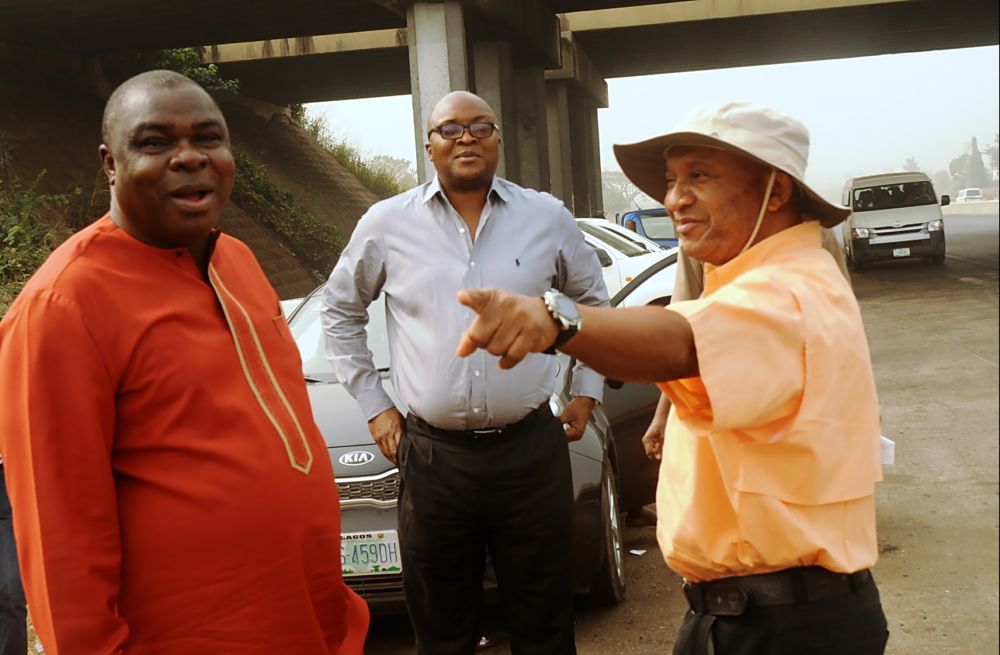 Federal Controller of Works, Ogun, Engr. Olukayode Popoola(left), Project Supervisor, Engr. Nelson Olubakinde(middle) andÂ Controller of Works, Lagos, Engr. Godwin Eke(right)Â during a monitoring tour of the Lagos to Sagamu Section of theÂ Lagos - Ibadan expressway, on Friday 30th, December 2016Â 