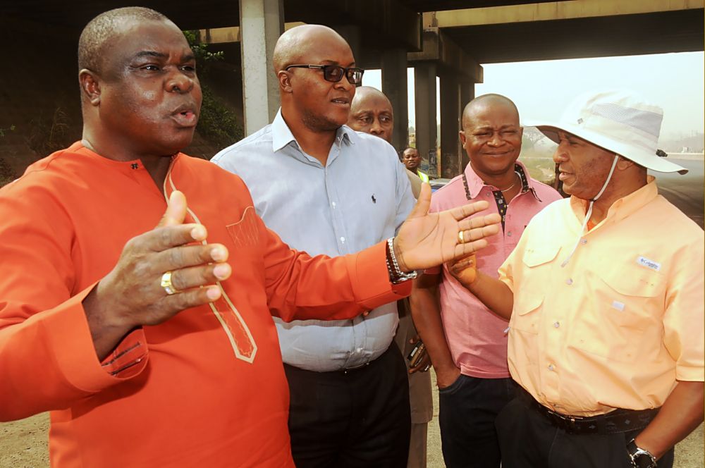 Federal Controller of Works, Ogun, Engr. Olukayode Popoola(left), Project Supervisor, Engr. Nelson Olubakinde(middle) andÂ Controller of Works, Lagos, Engr. Godwin Eke(right)Â during a monitoring tour of the Lagos to Sagamu Section of theÂ Lagos - Ibadan expressway, on Friday 30th, December 2016