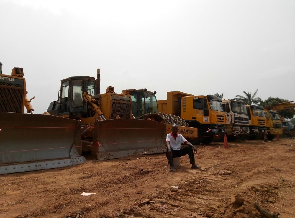 Work in Progress... Personnel of the CGC Nigeria Limited,working on the Rehabilitation of Enugu  - Porthacourt Expressway, Section III Enugu - Lokpanta  in Enugu and Abia States first awarded in 2014 but poorly funded until releases were made from the 2016 budget which would make possible the engagement of 400 local staff and deployment of 102 sets of equipment. 