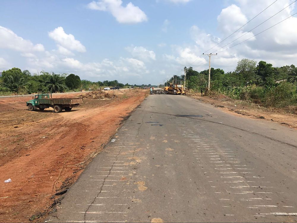 Work in Progress... Personnel of the CGC Nigeria Limited,working on the Rehabilitation of Enugu  - Porthacourt Expressway, Section III Enugu - Lokpanta  in Enugu and Abia States first awarded in 2014 but poorly funded until releases were made from the 2016 budget which would make possible the engagement of 400 local staff and deployment of 102 sets of equipment. 