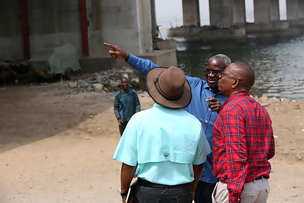 Hon.Minister of Power, Works & Housing, Mr Babatunde Fashola,SAN (middle),Federal Controller of Works,Lagos State, Engr. Godwin Eke(left) and Director, Highway Bridges, Engr. Sylvester Jijingi (right)  during an inspection tour of the Rehabilitation of Lagos Ring Road Bridge Abutment and Approach Ramp of the Third Mainland Bridge in Lagos State on Tuesday 3rd January, 2017