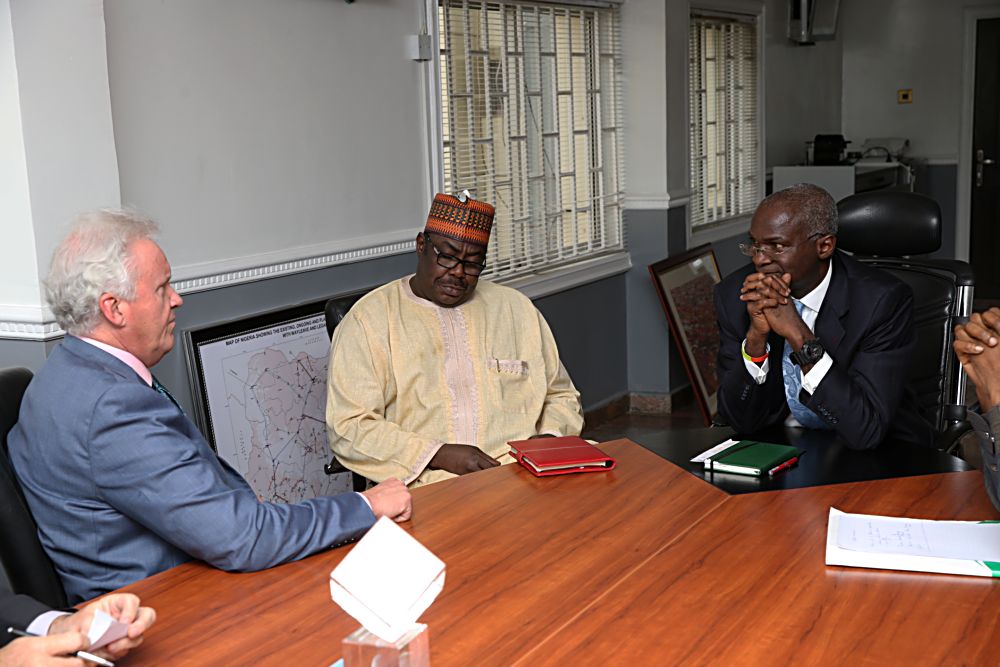 Hon. Minister of Power, Works & Housing, Mr Babatunde Fashola,SAN(right), Minister of State in the Ministry, Hon. Mustapha Baba Shehuri(middle) and Chairman/CEO General Electric Global, Mr Jeff Immelt when he led members of his senior leadership team to discuss issues relating to the development of the nation's Power Sector with the Hon. Ministers at the Ministry of Power, Works & Housing Headquarters, Mabushi, Abuja on Monday 23, January 2017