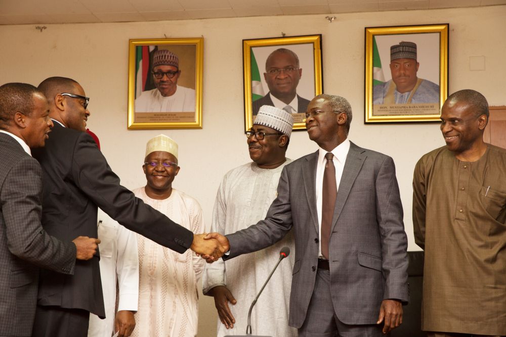 Minister of Power, Works & Housing, Mr Babatunde Fashola, SAN (2nd right), the Minister of State in the Ministry, Hon. Mustapha Baba Shehuri(3rd right),Permanent Secretary, Power, Mr Louis Edozien(right),Vice Chairman and Commissioner representing North West, Engr.Sanusi Garba(3rd right) and immediate past Ag. Chairman/Head of NERC, Dr Anthony Akah (2nd left) during the inauguration of the Vice Chairman and Commissioners of the Nigerian Electricity Regulatory Commisssion (NERC) at the Ministry of Power, Works & Housing Headquarters, Mabushi onTuesday 7th,  February 2017