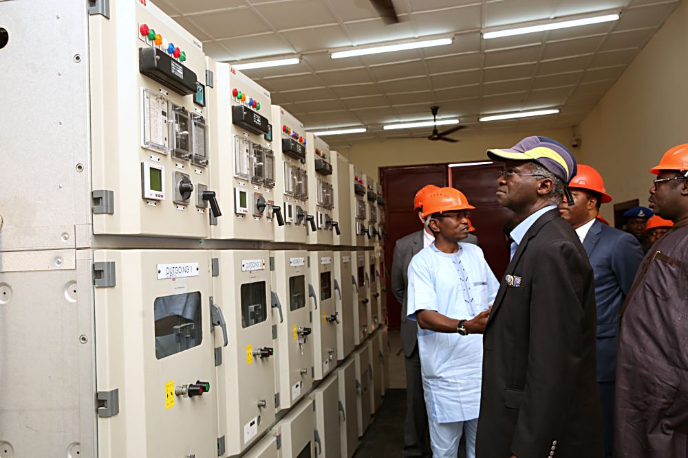 Hon. Minister of Power, Works & Housing, Mr Babatunde Fashola, SAN(middle), the Minister of State in the Ministry, Hon. Mustapha Baba Shehuri (left) and Deputy Managing Director, Ibadan Electricity  Distribution  Company Plc  (IBEDC) , Engr. John Ayodele (left) inspecting the IBEDCâ€™s  Control Room  during the 12th Monthly Meeting with Sectoral Participants in the Power Sector hosted by IBEDC Plc  at the Olorunsogo Injection Substation, Akanran, Lagos-Ibadan Expressway, Ibadan, Oyo State on Monday 13th, February 2017