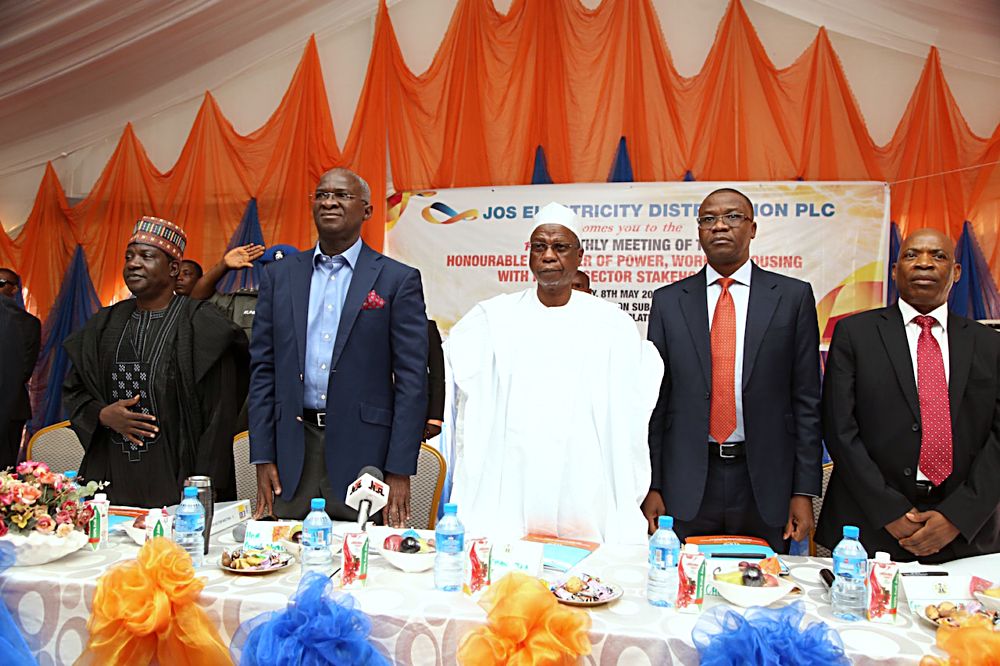 Hon Minister of Power Works  Housing Mr Babatunde Fashola SAN2nd left Governor of Plateau State Mr Simon Lalongleft Commissioner Finance  Management Services NERC Mr Nathan Rogers Shatti2nd right Commissioner Consumer Affairs NERC Dr Moses Ariguright and Chairman Jos Electricity Distribution Plc Alh Yayale Ahmedmiddle during the 15th Monthly Meeting with Sectoral Participants in the Power Sector hosted by Jos Electricity Distribution Plc at the NIPP Injection SubStation Lamingo Jos Pleateau State on Monday 8th May 2017