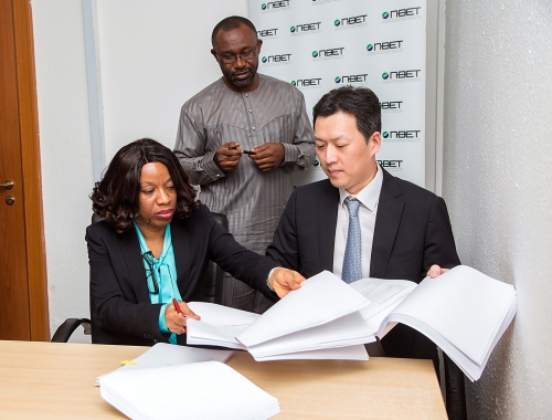 Managing Director Nigerian Bulk Electricity Trading PlcNBET Dr Marilyn Amobileft Chief Executive Officer Kingline Development Nigeria Limited Mr Sean Kimright and Managing Director KLDNL Mr Akinnola Folamiddle during the Execution of the Power Purchase Agreement for a 550MW Gasfired Power Project in Ondo State between NBET and Kingline Development Nigeria Limited at  the Ministry of Power Works  Housing Headquarters Mabushi Abuja on Thursday 14th December 2017