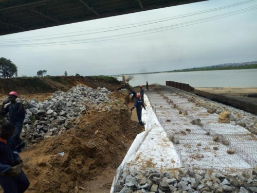 On Going ReinformentMaintenance Works on the Old Niger Bridge