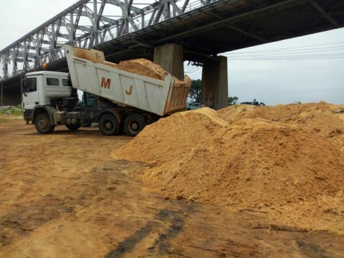 On Going ReinformentMaintenance Works on the Old Niger Bridge