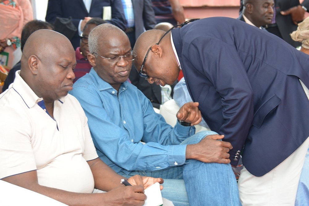 The Honourable Minister of Power Works and Housing His Excellency Babatunde Raji Fasola The Executive Governor of Lagos State His Excellency Mr Akinwunmi Ambode Senate Committee Chairman on Works Senator Kabiru Gaya Senator Oluremi Tinibu Chairman Dangote Group Alhaji Aliko Dangote MD Nigeria Port Authority NPA with management staff of the Ministry at the FlagOff Ceremony of The Reconstruction of Apapa  Oshodi  Oworonshoki  Ojota Expressway in Lagos State on the 17th of November 2018 Contract No 6488