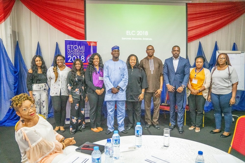 Hon  Minister of Power  Works   Housing and Keynote Speaker  Mr Babatunde Fashola  SAN   midle  and others in a group photograph shortly after a Session of the   Etomi Leadership Conference 2018 with the theme   lf Not Us  Who  If Not Now  When     at the Grand Junction Room  Landmark Towers  Water Corporation Rd  Victoria Island  Lagos on Friday 28th  December 2018