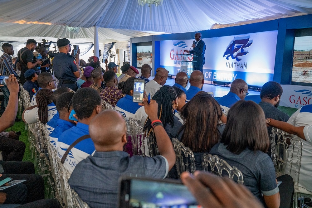 Former Hon  Minister of Power  Works   Housing  Mr Babatunde Fashola SAN right  addressing the audience  during the commissioning of the Gasco Compressed Natural Gas  CNG  Plant built by Gasco Marine Limited at Abeokuta  Ogun State on Thursday 4th  July 2019