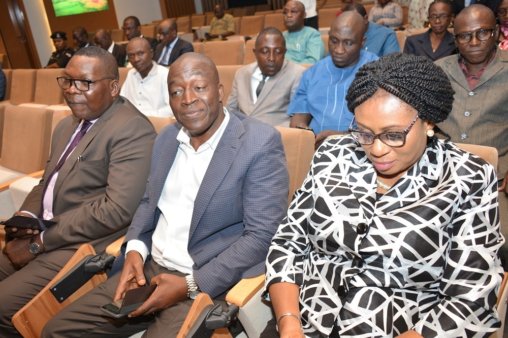 The Honourable Minister of Works and Housing  Hon Babatunde Fashola  SAN  and the Minister of State  Abubakar D  Aliyu resumes office at the Ministry s Headquarter  Mabushi Abuja with the Permanent Secretary and staff of the Ministry in attendance on the 21st of August  2019