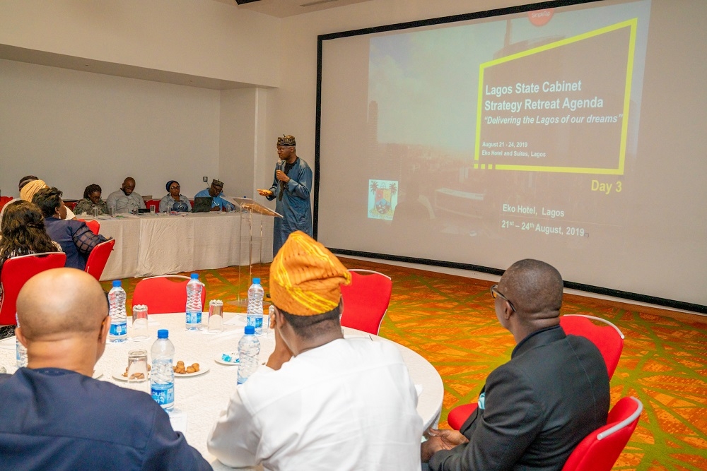 Hon  Minister of Works   Housing  Mr  Babatunde Fashola SAN speaking  as facilitator of the Session on    Personal Perspectives on Leadership   at the 2019 Lagos State Executive Council and Body of Permanent Secretaries Retreat with the theme   Delivering the Lagos of our Dreams  at the Eko Hotel and Suites  Victoria Island  Lagos on Friday  23rd August 2019