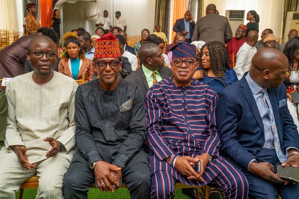 Former Senator representing Lagos East Senatorial District  Senator Olugbenga Ashafa  other Club members and  invited Guests    during  a lecture titled   Ikoyi Club at 81  The Youth and Leadership in Nation Building       delivered by the Hon  Minister of Works and Housing  Mr Babatunde Fashola SAN  to Commemorate the 81st Anniversary of Ikoyi Club 1938 in  Lagos on Thursday  26th September 2019