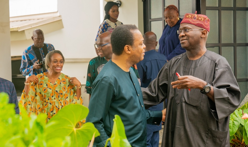 Hon  Minister of Works   Housing  Mr Babatunde Fashola SAN right   former Governor of Cross River State Mr Donald Duke middle  and former Minister of Communication Technology  Dr Omobola Johnson  left  during the condolence visit of the Hon Minister  to the family of   the late first Military Governor of Lagos State  Brig  General Mobolaji Johnson at Ilupeju  Lagos on Saturday  2nd November 2019