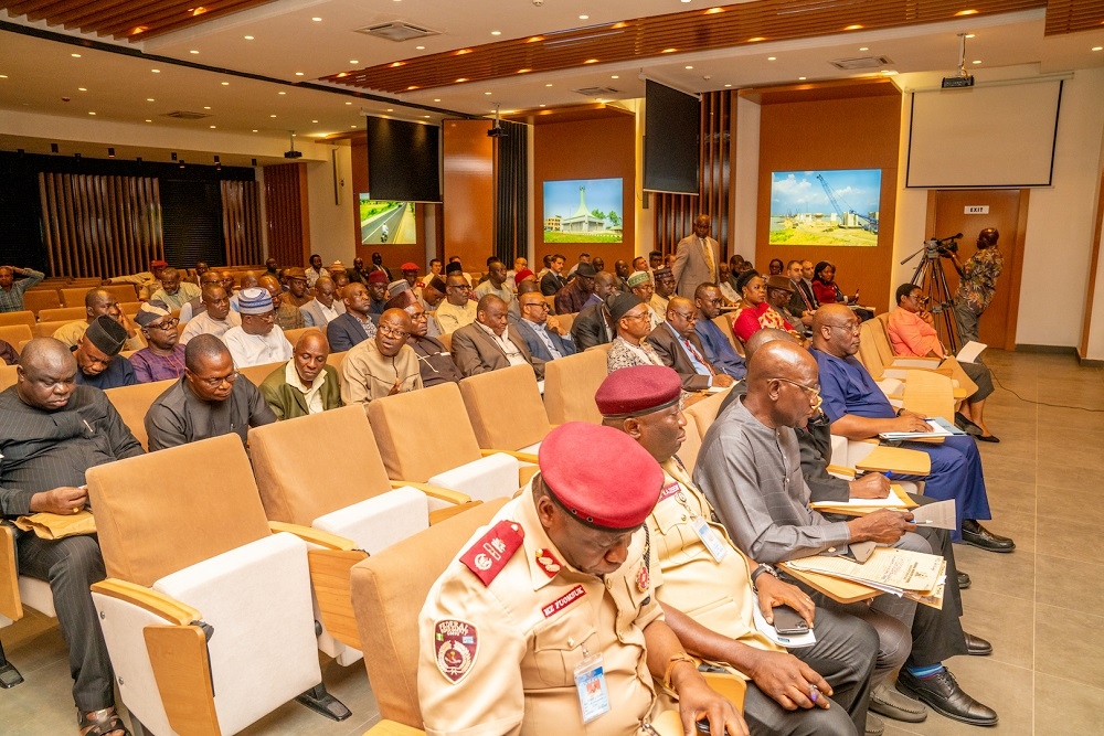 Cross section of the participants   during a meeting of the  Hon  Minister of Works   Housing  Mr Babatunde Fashola SAN  with the Corps Marshal of the Federal Road Safety Corps  Dr Boboye Oyeyemi  the Federal Controllers of Works in the 36 States  representatives of the Federal Road Maintenance Agency  FERMA  and Federal Government Contractors on the Ember Months Operations for Better Travel Experience at the Federal Ministry of Works   Housing Headquarters  Mabushi  Abuja on Thursday  21st November 2019