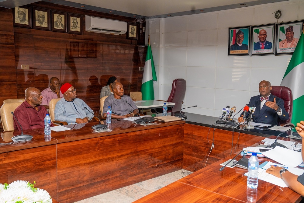 Hon  Minister of Works   Housing  Mr Babatunde Fashola SAN right   National President  Engr  Isaac  Uhunmwagho 2nd right    Chairman Ekeson Group and member Board of Trustees of PTONA  Chief Eugene Eke Ojukwu   2nd left  and  Chairman of Dan Dollars Group  Chief Dan Dollars  Okemuo   left  during   a courtesy visit by the National Executive   Trustees of Public Transport Owners of Nigeria Association  PTONA  at the Ministry of Works   Housing  Headquarters on Monday  9th December 2019