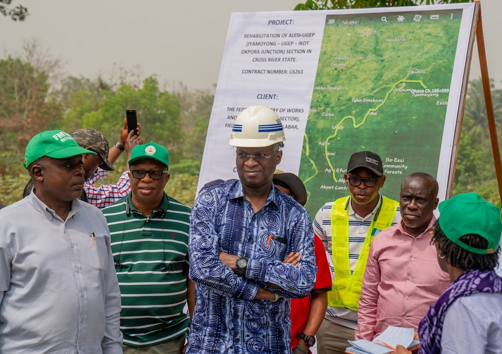 Hon  Minister of Works   Housing  Mr Babatunde Fashola SAN  2nd right   Director  Highways  Construction and Rehabilitation  Engr  Yemi Oguntominiyi 2nd left    Ag  Director  Bridges and Design  Engr  Oluropo Oyetade  left   and others  during the Hon  Minister s inspection of the ongoing   Rehabilitation of Alesi     Ugep  Iyamoyung     Ugep     Ikot Okpara Junction   in Cross River State on Friday  14th February 2020