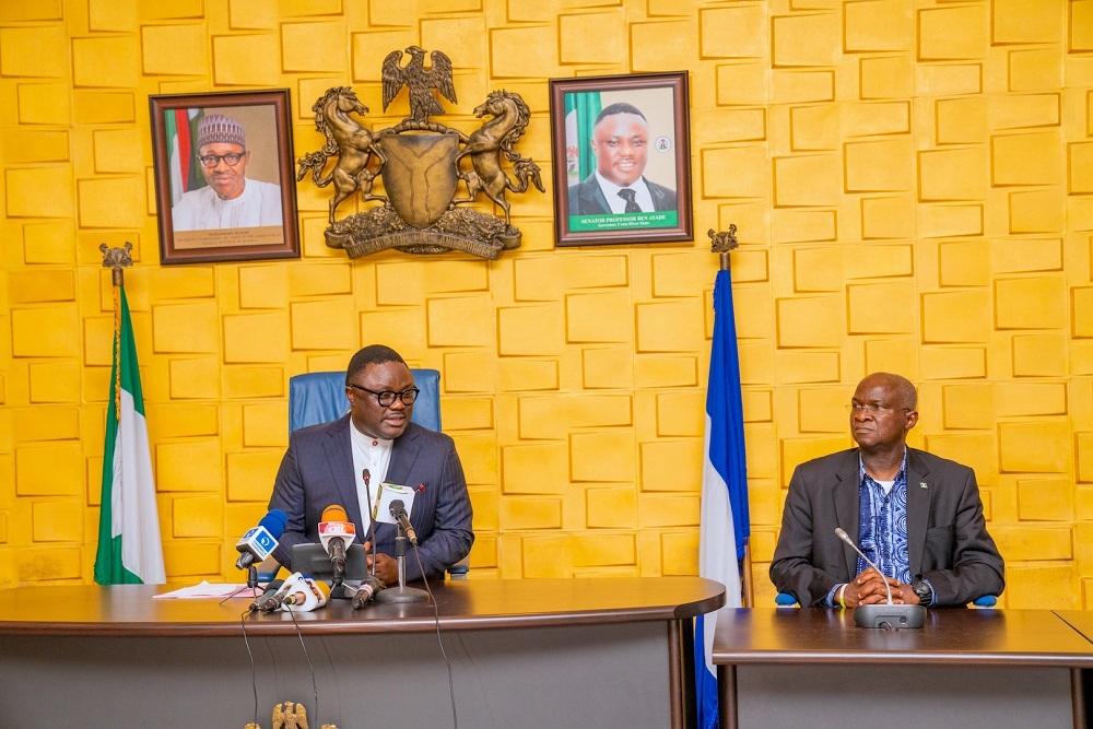 Hon  Minister of Works   Housing  and Chairman of the Inter Ministerial Committee on Reimbursement of Expenditure Incurred on Federal Government Projects by State Governments  Mr Babatunde Fashola SAN  right  and   Governor of Cross River State  Prof  Benedict Ayade  left   during a post Verification tour meeting on the Reimbursement of Expenditure Incurred on Federal Government Road Projects Executed by the Cross Rivers State Government in Calabar  Cross River State on Tuesday  3rd March 2020