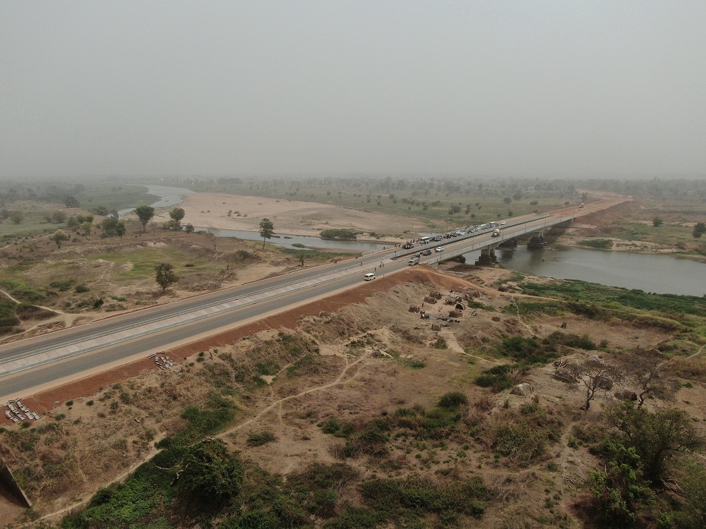 Aerial view of the 2 2Kilometre Loko   Oweto Bridge  over River Benue linking Loko and Oweto in Nasarawa and Benue States during an inspection tour by the  Hon  Minister of Works and Housing  Mr Babatunde Fashola SAN and the Minister of State  Engr  Abubakar Aliyu  on Friday  13th March 2020