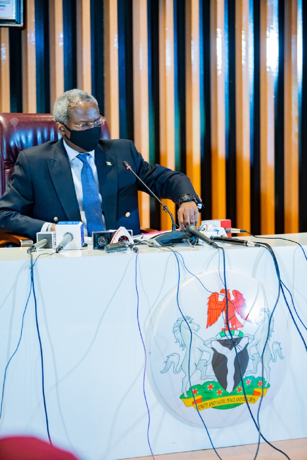 Hon  Minister of Works and Housing  Mr Babatunde Fashola SAN addressing journalists and other participants during a Press Briefing on the Partial Closure for Repairs and Restoration of the Third Mainland Bridge in Lagos at the Ministry of Works and Housing Headquarters  Mabushi  Abuja on Tuesday  21st July 2020