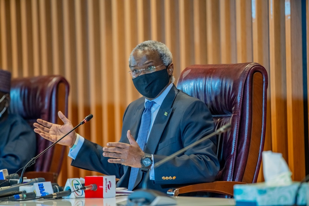 Hon  Minister of Works and Housing  Mr Babatunde Fashola SAN making a point during a Press Briefing on the Partial Closure for Repairs and Restoration of the Third Mainland Bridge in Lagos at the Ministry of Works and Housing Headquarters  Mabushi  Abuja on Tuesday  21st July 2020