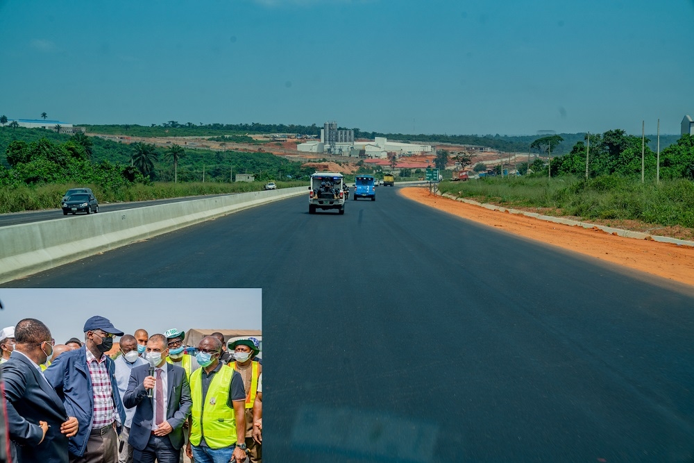 A view of the completed Section of the Lagos â€“ Ibadan Dual Carriageway Section II (Shagamu Interchange to Ibadan). INSET:Â Hon. Minister of Works and Housing, Mr Babatunde Fashola,SAN(2nd left),Â Managing Director /CEO, Nigeria Sovereign Investment Authority (NSIA), Mr. Uche OrjiÂ Â left),Â Director Highways, South -West Zone, Engr. Adedamola KutiÂ (right),Â Managing Director, RCC, Mr Nabeel EsawiÂ (2nd right) and othersÂ during the Project Update Inspection of the Reconstruction, Rehabilitation and Expansion of the Lagos -Ibadan Dual Carriageway, Sections I &amp; Â IIÂ in Lagos, Ogun and Oyo StatesÂ and Town Hall Meeting with Stakeholders on Saturday, 21st Â November 2020