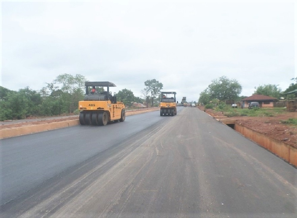 DUALIZATION OF LOKOJA - BENIN ROAD: OBAJANA JUNCTION - BENIN SECTION II: OKENE â€“ AUCHI, IN KOGI &amp; EDO STATES - CONTRACT No. 6136. Contractor: Mothercat Ltd.