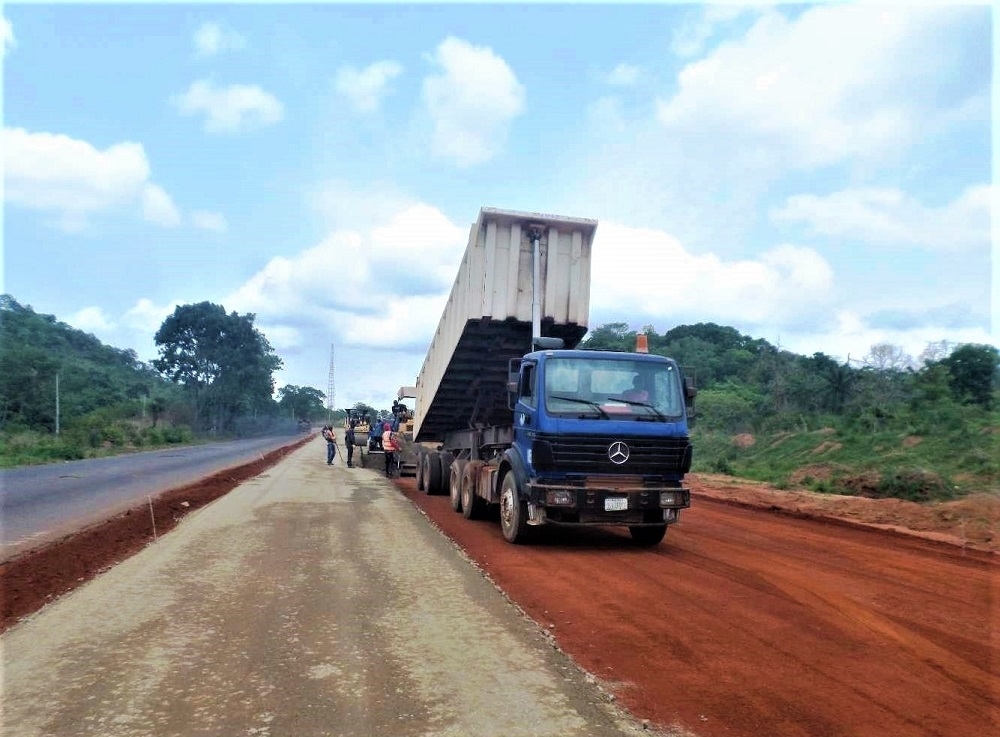 DUALIZATION OF LOKOJA - BENIN ROAD: OBAJANA JUNCTION - BENIN SECTION II: OKENE â€“ AUCHI, IN KOGI &amp; EDO STATES - CONTRACT No. 6136. Contractor: Mothercat Ltd.