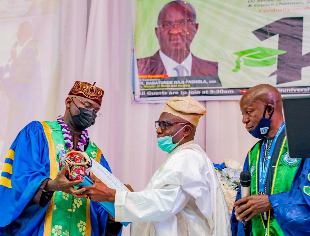 Hon. Minister of Works &amp; Housing and Guest Lecturer, Mr Babatunde Fashola,SAN (left), being presented a souvenir by the Founder,Â Al-Hikmah University,Â Alhaji (Dr) Abdul -Raheem Oladimeji(middle) with the Vice Chancellor, Prof. Noah Yusuf(right), Â shortly after the Hon.Minister deliveredÂ the Â 10th Convocation Lecture of Al- Hikmah University on, &quot; University Education, Entrepreneurship and Employment Prospects: Survival Imperatives in Post COVID-19,&quot;Â at the University Auditorium,Â Ilorin,Kwara State on Friday, 4th December 2020