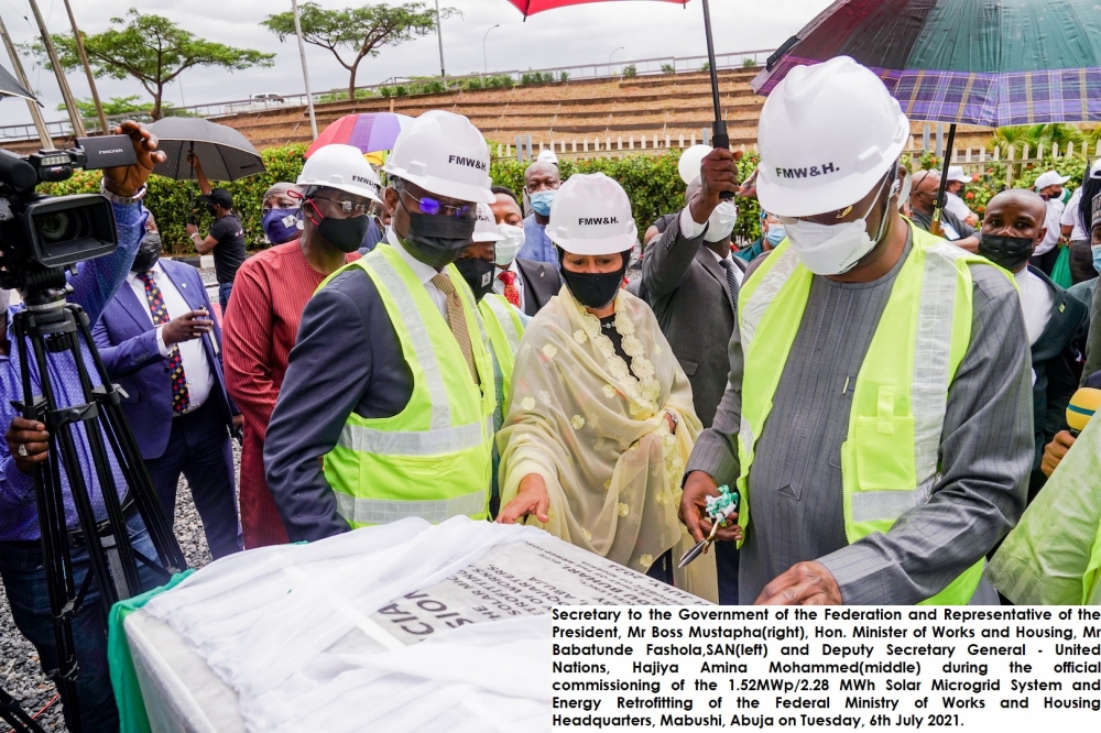 Secretary to the Government of the Federation and Representative of the President, Mr Boss Mustapha(right), Hon. Minister of Works and Housing, Mr Babatunde Fashola,SAN(left) and Deputy Secretary General - United Nations, Hajiya Amina Mohammed(middle) during the official commissioning of the 1.52MWp/2.28 MWh Solar Microgrid System and Energy Retrofitting of the Federal Ministry of Works and Housing Headquarters, Mabushi, Abuja on Tuesday, 6th July 2021. 