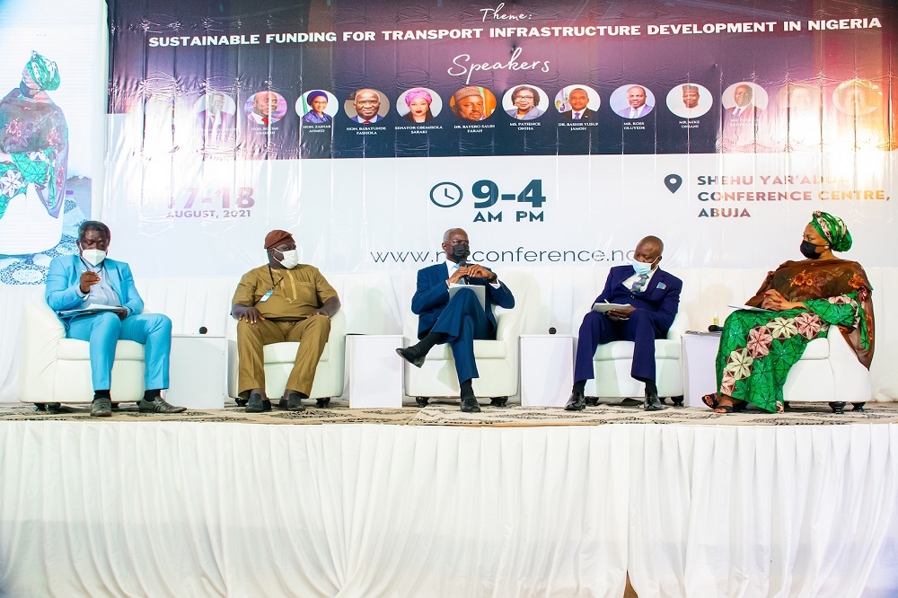 Hon. Minister of Works and Housing, Mr. Babatunde Fashola, SAN (middle), Hon. Minister of State for Transportation, Senator Gbemisola  Saraki ( right), Chairman, Council Committee of the Nigerian Institute of Transport Technology (NITT), Zaria, Olorogun John Onojeharho (2nd right),  Professor, School of Transport, Lagos State University (LASU), Prof. Samuel Odewumi  ( left) and Director , Consultancy Services , NITT, Engr. Remi Adewunmi (2nd left) during the  Panel Discussion Session on   the sub-theme, &quot;Investment Opportunities in Transport Infrastructure,&quot; at the 2-Day National Conference on Transportation Development Financing in Nigeria, organized by the Nigerian Institute of Transport Technology (NITT), Zaria in collaboration with the Federal Ministry of Transportation  at the Shehu Musa Yar&#039;Adua Centre, Abuja on Tuesday, 17th July 2021. 