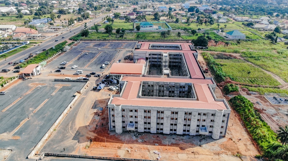 A view of the Federal Secretariat along Jos Road, Lafia, Nasarawa State during an inspection visit by the Hon. Minister of Works and Housing, Mr Babatunde Fashola, SAN on Tuesday, 21st September 2021.