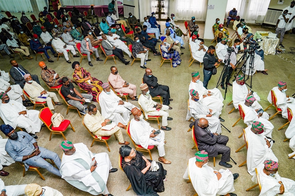 Cross Section of Club members, invited guests and other participants during the Public Lecture organized by the Yoruba Tennis Club and delivered by the Hon. Minister of Works &amp; Housing, Mr Babatunde Fashola, SAN on the theme,â€ What Can the President Do for Me ?â€ at the Greetings Hall, Yoruba Tennis Club on Friday, 5th November 2021.