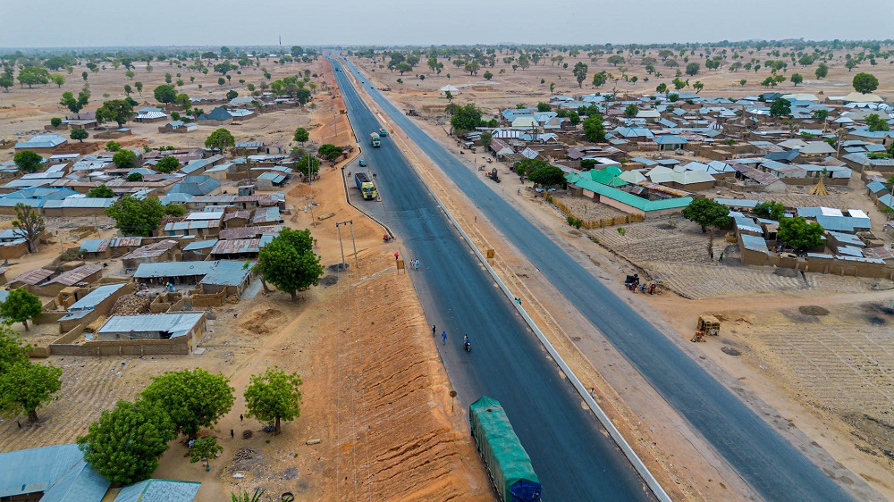 A view of the Completed Section  of the Reconstruction of Abuja - Kaduna- Zaria - Kano Dual Carriageway (Section III : Zaria - Kano)  during an inspection tour by the Chief of Staff to the President, Prof. Ibrahim Gambari and Hon.Minister of Works and Housing, Mr Babatunde Fashola, SAN on Monday 17th April 2023