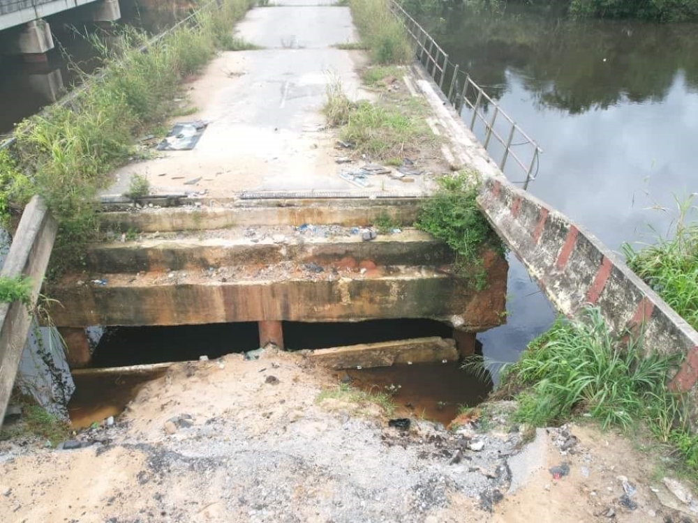 Evwreni Bridge along East - West Road, Section 1: Warri - Kaiama  in Delta State