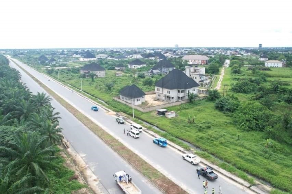 Dualisation of Yenegwe Road Junction - Kolo-Otuoke - Bayelsa Palm (20km) in Bayelsa State