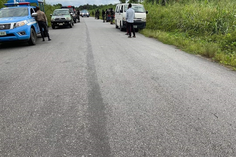 Construction of Yenegwe–Okaki–Kolo Road in Bayelsa State