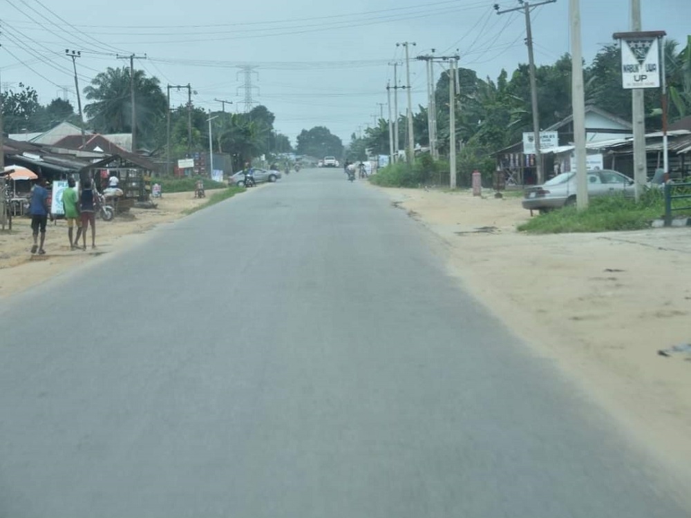 #Renewedhope…. The Honourable Minister, Federal Ministry of Works, H.E. Sen (Engr) David Nweze Umahi, CON during the inspection of the Rehabilitation and Dualization of Aba-Ikot Ekpene Road in Abia/Akwa States on the 21st September, 2023