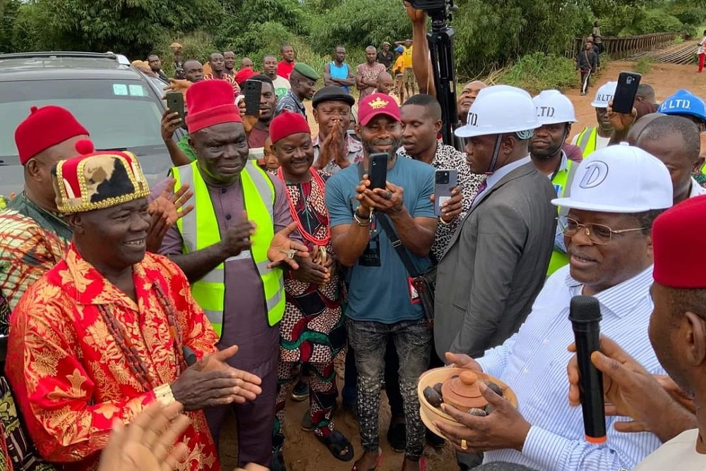 L-R  Honourable Minister, Federal Ministry of Works, Senator Dave Umahi and Director, Highways South East, Engr B. U. Obioha during  inspection of the ongoing Rehabilitation of Achingali-Udoobi-Udo-Na-Umu Uwanna-Ubakala Road including Bridges across Imo River in Imo States on the 8th September, 2023