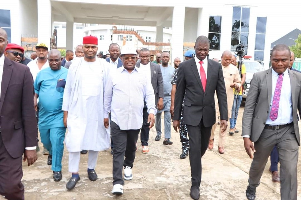 Honourable Minister, Federal Ministry of Works, Senator Dave Umahi Paid a courtesy visit to the Governor of Ebonyi State, H.E BLDR. Francis Ogbanna Nwifuru, FNIOB, FCAI, GGCEHF in Ebonyi State