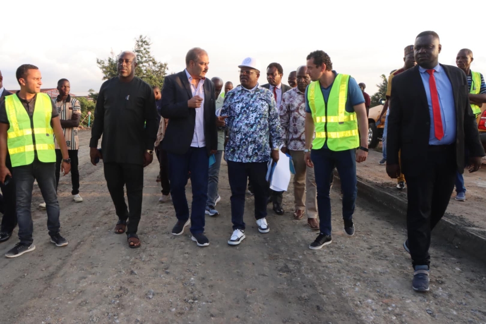 Honourable Minister, Federal Ministry of Works, Senator Dave Umahi, Director, Highways South West, Engr Adedamola Kuti at the inspection of the Rehabilitation of Ibadan - Oyo Road in Oyo States on the 31st August, 2023