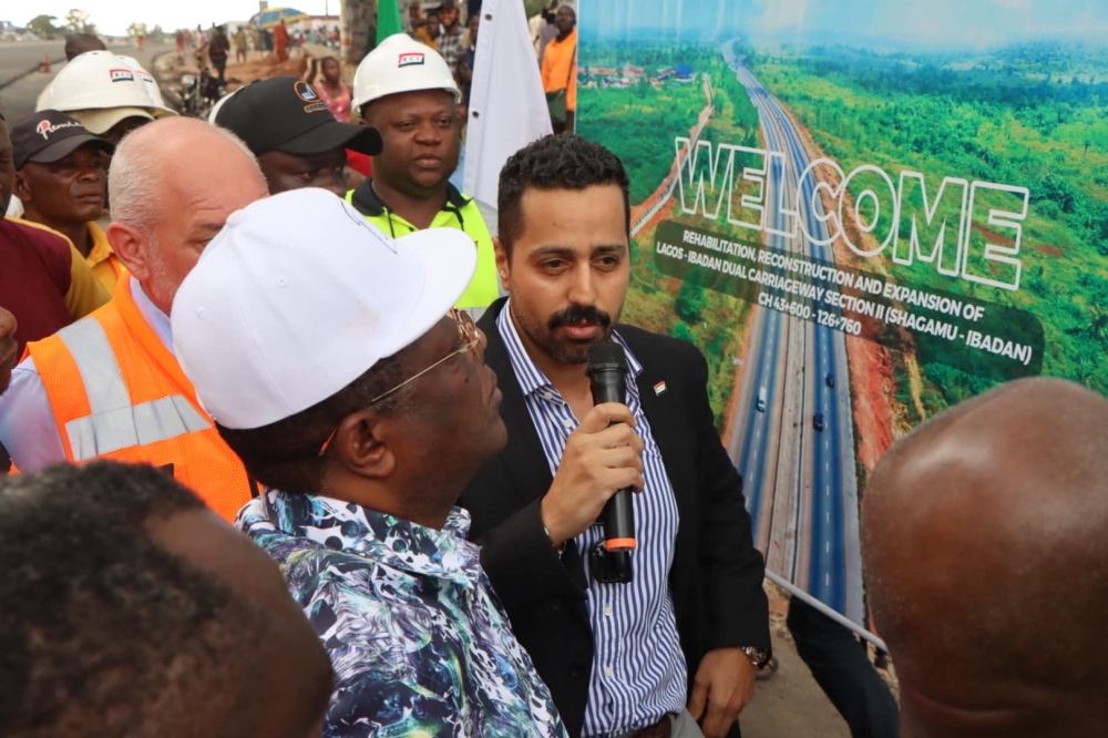 Honourable Minister, Federal Ministry of Works, Senator Dave Umahi, Director, Highways South West, Engr Adedamola Kuti at the inspection of the Rehabilitation/Reconstruction and Expansion Works of Lagos – Ibadan Dual Carriageway Section II: Shagamu –Ibadan in Ogun/Oyo States on the 31st August, 2023