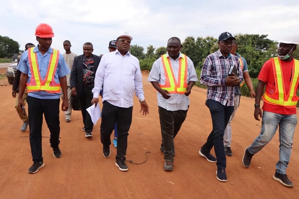 Honourable Minister, Federal Ministry of Works, H.E. Sen (Engr) David Nweze Umahi, CON, Director Highway North Central, Engr Bola Aganaba and some management staff at the inspection of the  Dualization of Lokoja – Benin Road: Section I: Obajana Junction – Okene in Kogi State on the 17th September, 2023