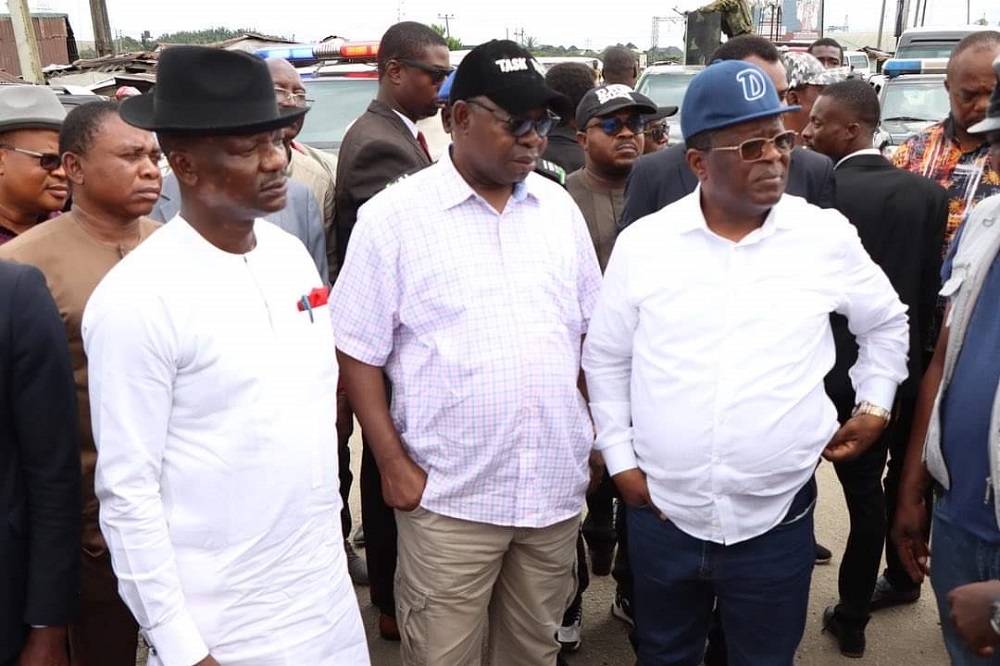 Honourable Minister, Federal Ministry of Works, H.E. Sen (Engr) David Nweze Umahi. CON, Deputy Governor of Delta State, Chief (Sir) Monday John Onyeme, and Director Highway South South, Engr C.A Ogbuagu at the inspection of the Dualisation of Sapele-Agbor–Ewu Road, Section I: Sapele–Agbor in Delta State