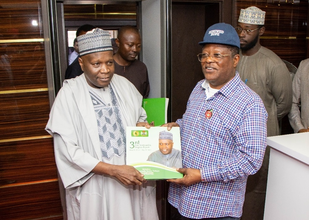 Honourable Minister of Works, His Excellency, Sen. Engr. Nweze David Umahi, CON with the Governor of Gombe State, His Excellency, Muhammadu Yayaha Inuwa,  in a meeting in his office on 17th November, 2023