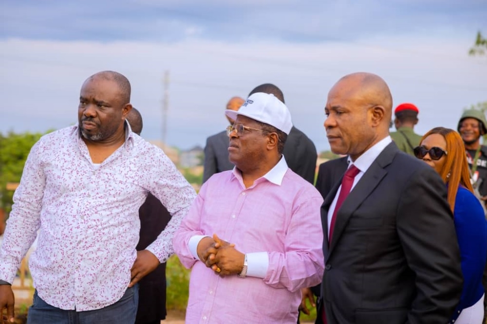 The Honourable Minister of Works, Sen. Engr David Umahi and the Executive Governor, Enugu State, H.E Peter Mbah during the inspection of the commencement of palliative works at the collapsed bridge at New Artisan Flyover/NNPC Mega Station along Enugu/PH Expressway , Enugu State.