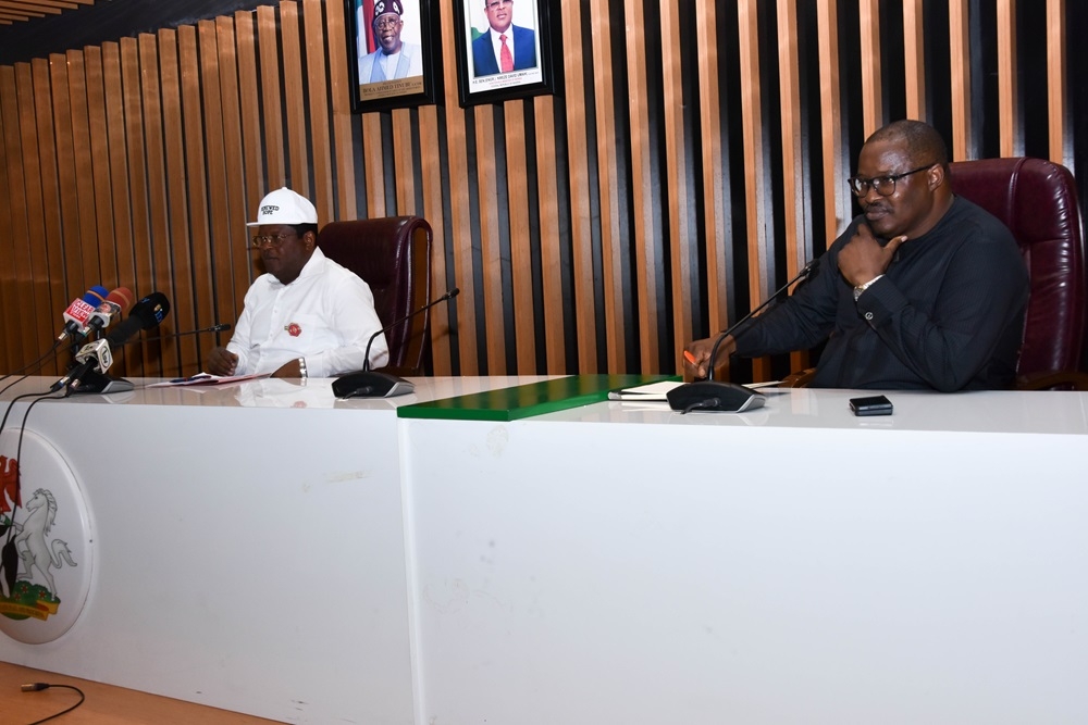 Honourable Minister, Federal Ministry of Works, Sen. Engr. Dave Umahi meeting with Directors in the Ministry's Conference Room on Thursday, 4th January 2024