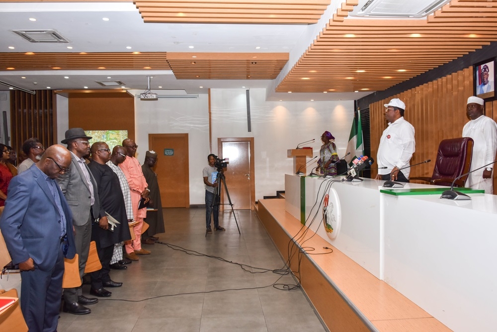 Honourable Minister, Federal Ministry of Works, Sen. Engr. Dave Umahi meeting with Directors in the Ministry's Conference Room on Thursday, 4th January 2024