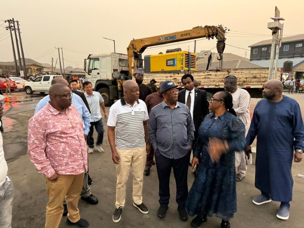 Honourable Minister of Works, Sen. Engr. Nweze David Umahi, CON, and his counterpart, the Minister of Finance and Coordinating Minister of the Economy, Chief Wale Edun